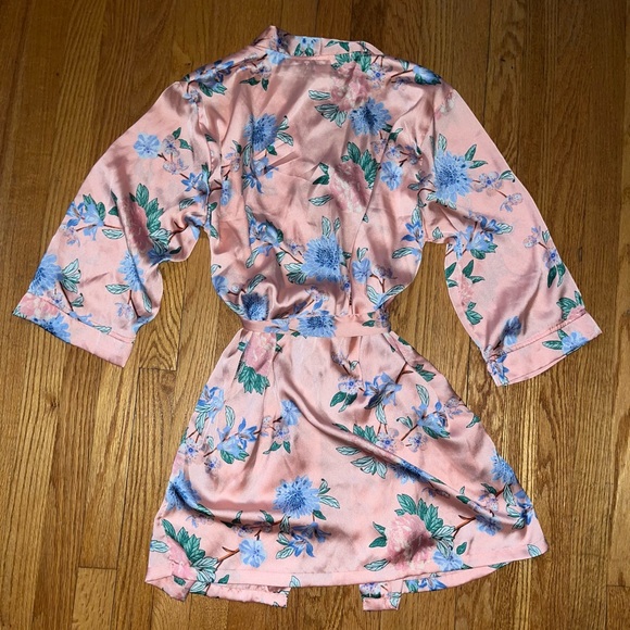Sincerely Jules Pink Floral Robe Large - Picture 4 of 4
